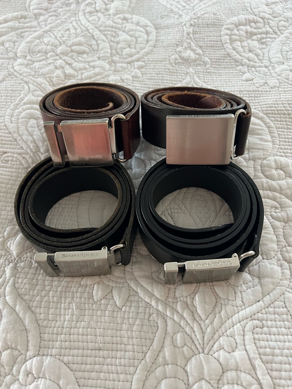 Banana Republic Men's Leather Belt Bundle (2 Black and 2 Brown)